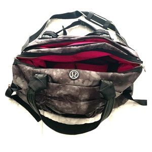 Lululemon duffel bag